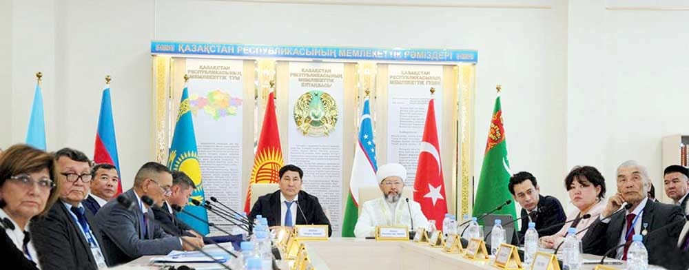 Ученые Туркменистана участвовали в конференции в Актау, посвященной Бекет Ата Мырзагулулы