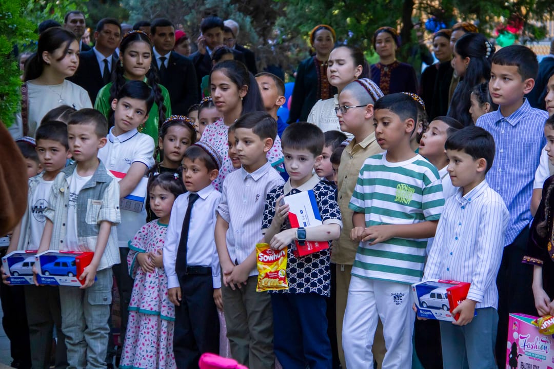 Fotoğraf raporu: Türkmenistan'da Uluslararası Çocuk Günü kutlandı