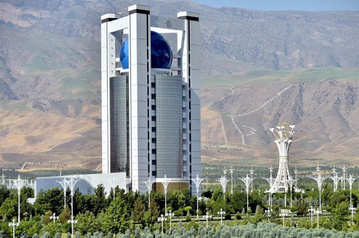 Raşid Meredow zähmet rugsadyna çykdy