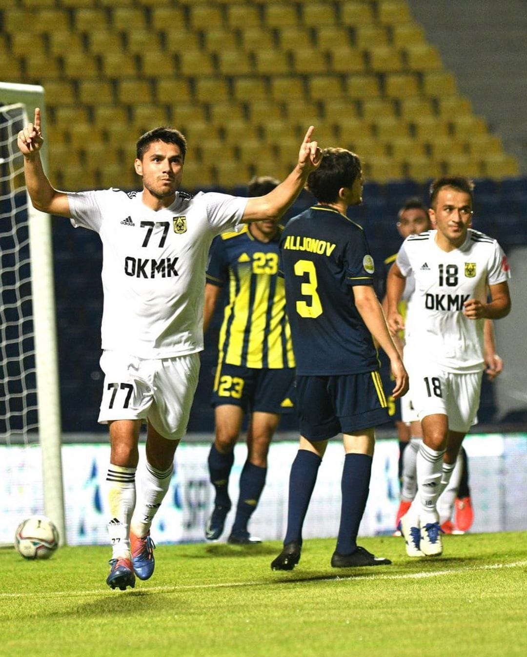 Суперлигу Узбекистана по футболу-2020 отложили до середины августа