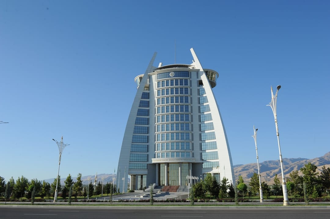 The Sanly.tm portal facilitates business processes and ensures secure data exchange