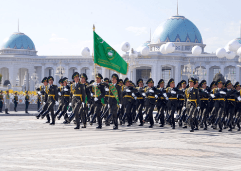 В честь Дня независимости Туркменистана  военнослужащим и сотрудникам силовых структур вручены награды и присвоены звания и классные чины  