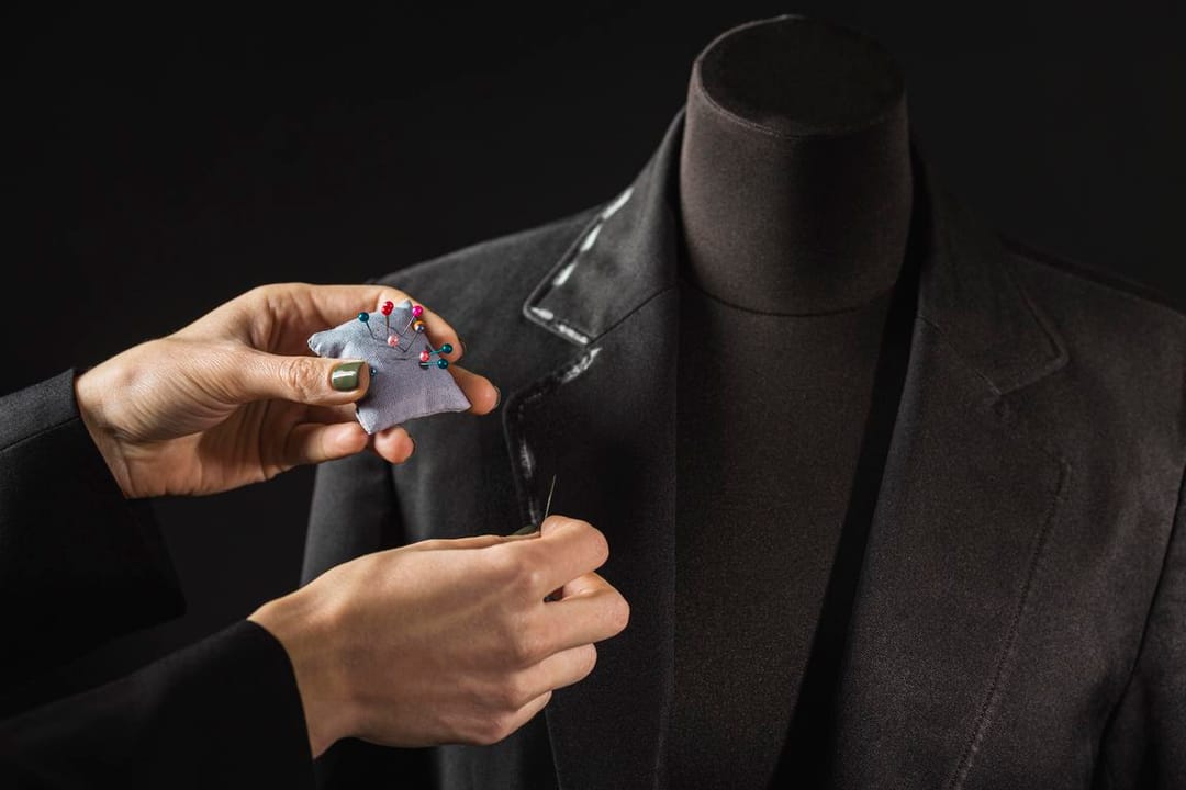 Грабители угнали фургон с вещами из новой коллекции модного дома Balmain