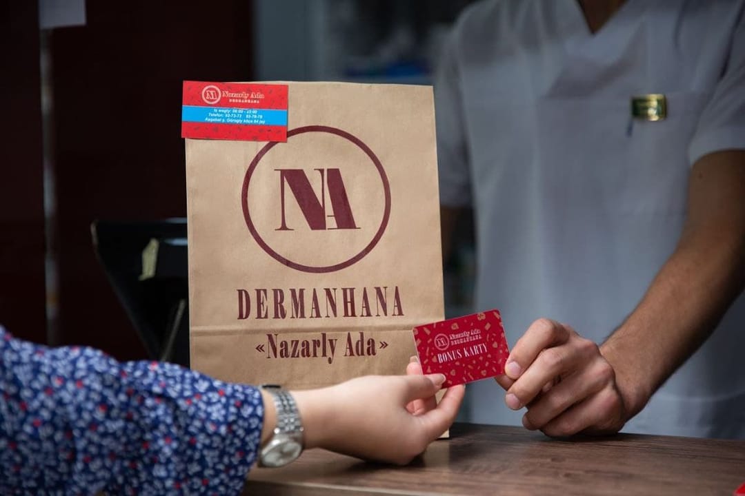 «Nazarly Ada» dermanhanasy döredilmeginiň bir ýyllygy mynasybetli müşderilerine bähbitli ýeňillikler hödürleýär