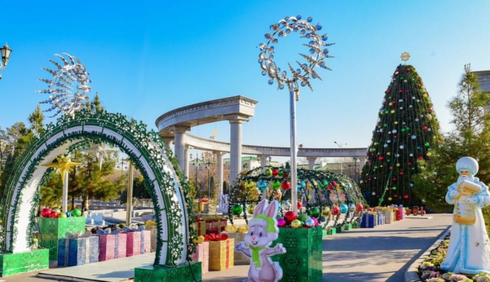 В Туркменистане подготовили программу праздничных мероприятий для детей