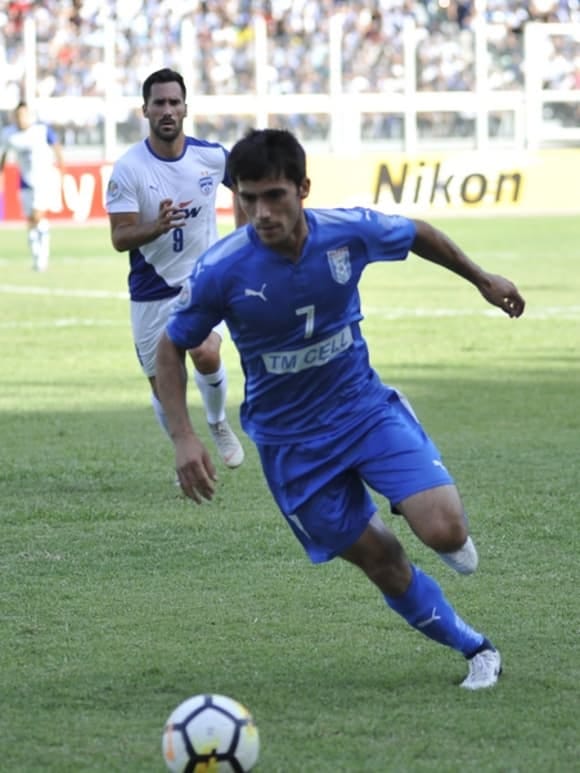 Алтымурад Аннадурдыев – лучший футболист чемпионата Туркменистана-2018