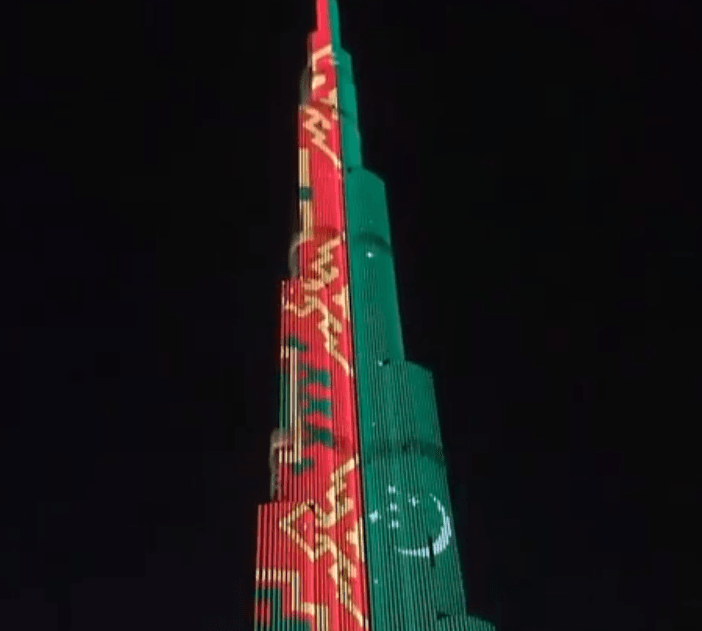 Dünýäde iň beýik bina bolan Burj-Halifa binasynyň ýüzünde türkmen baýdagynyň şekili janlandyryldy
