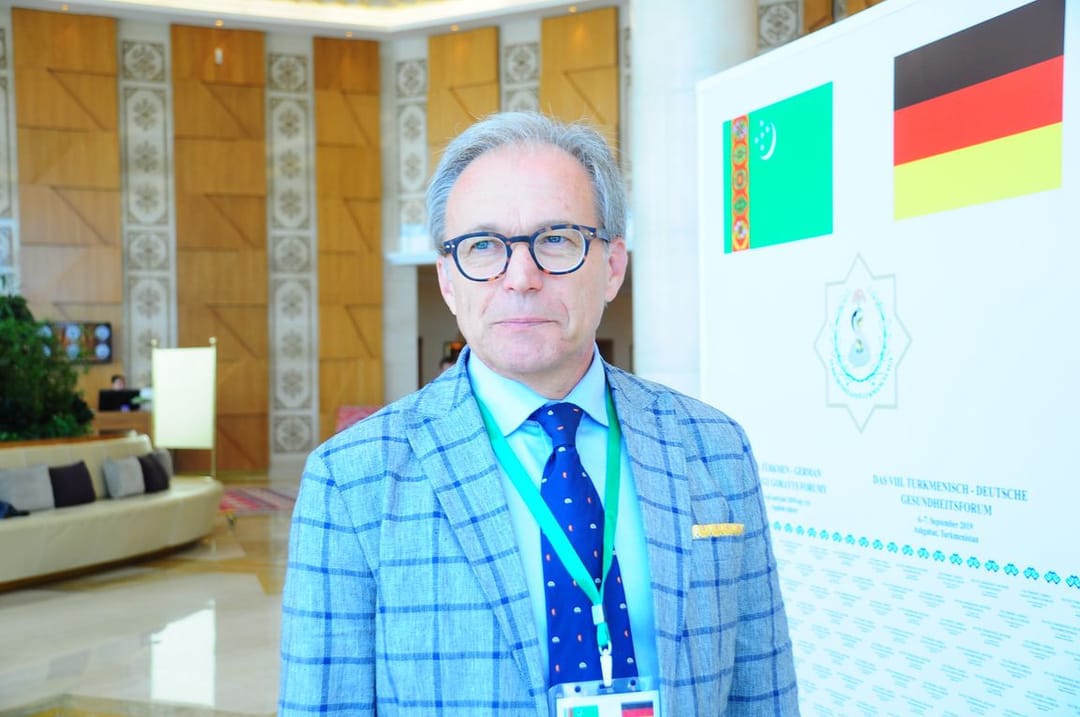 Хайнрих Шмидт: «Своё участие в партнёрстве туркменских и германских медиков я вижу в широком обмене опытом»
