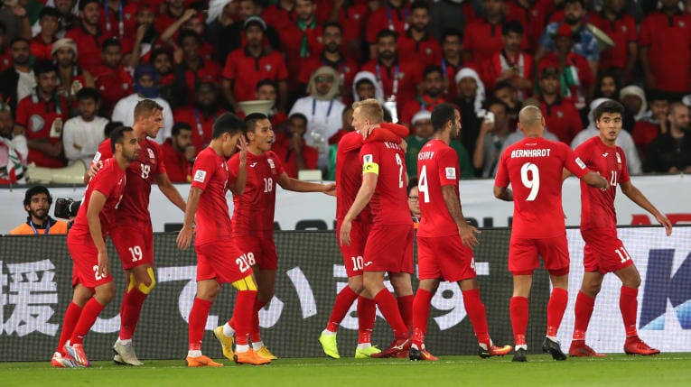 Кыргызстан лишился четвертьфинала после сомнительного пенальти в матче с хозяевами Кубка Азии-2019