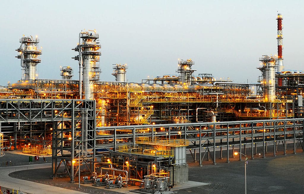 На ТКНПЗ сдана в эксплуатацию новая железнодорожная эстакада