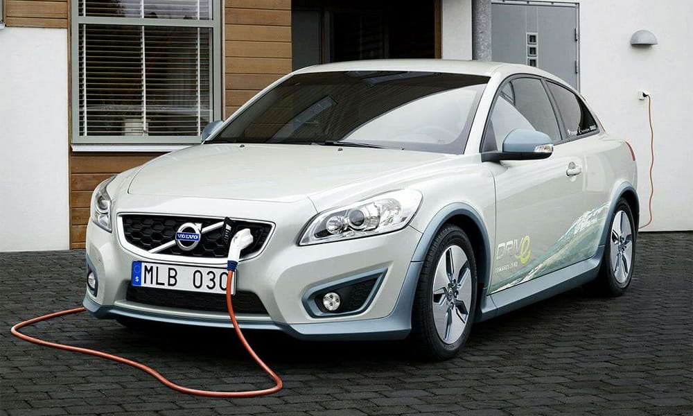 Автоконцерн Volvo переходит на выпуск электромобилей