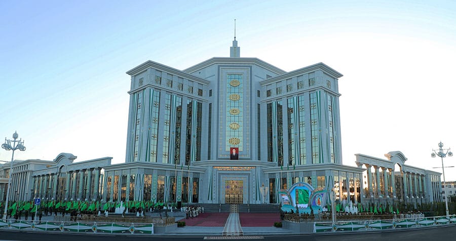 Aşgabatdaky Ýöriteleşdirilen harby mekdebiň salgysy üýtgedi