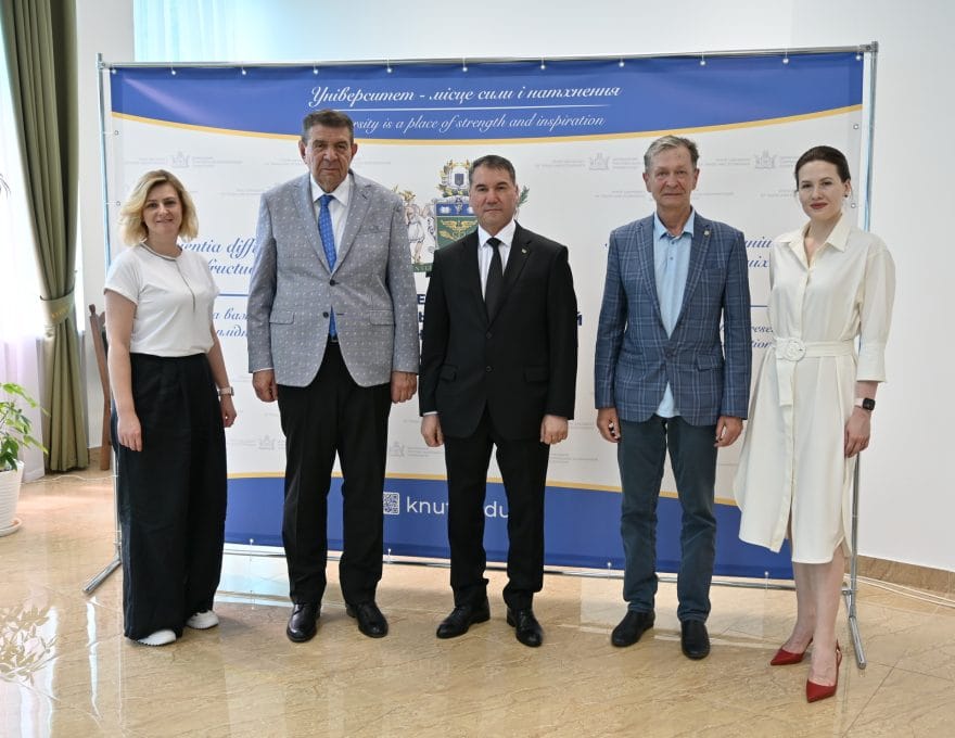 Ukrayna Devlet Ticaret ve Ekonomi Üniversitesi, Türkmenistan'dan başvuru kabul etmeye hazır