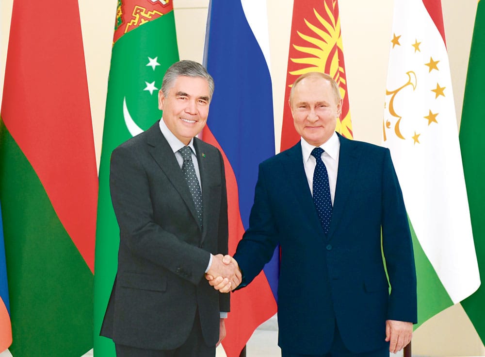 Бердымухамедов поблагодарил Россию за помощь в борьбе с COVID-19