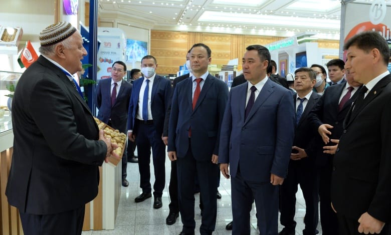 Gyrgyzystanyň Prezidenti Türkmen-gyrgyz ykdysady forumyna gatnaşdy