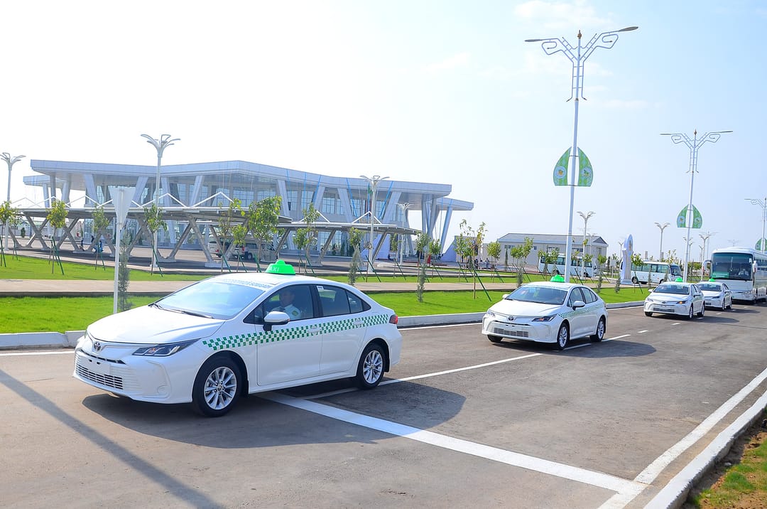 In Lebap, 95 taxis serve more than one thousand passengers daily