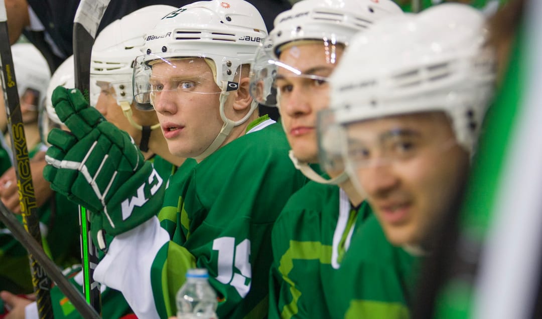 Hockey players of the Turkmen “Galkan” beat their opponents from Iran with a big score