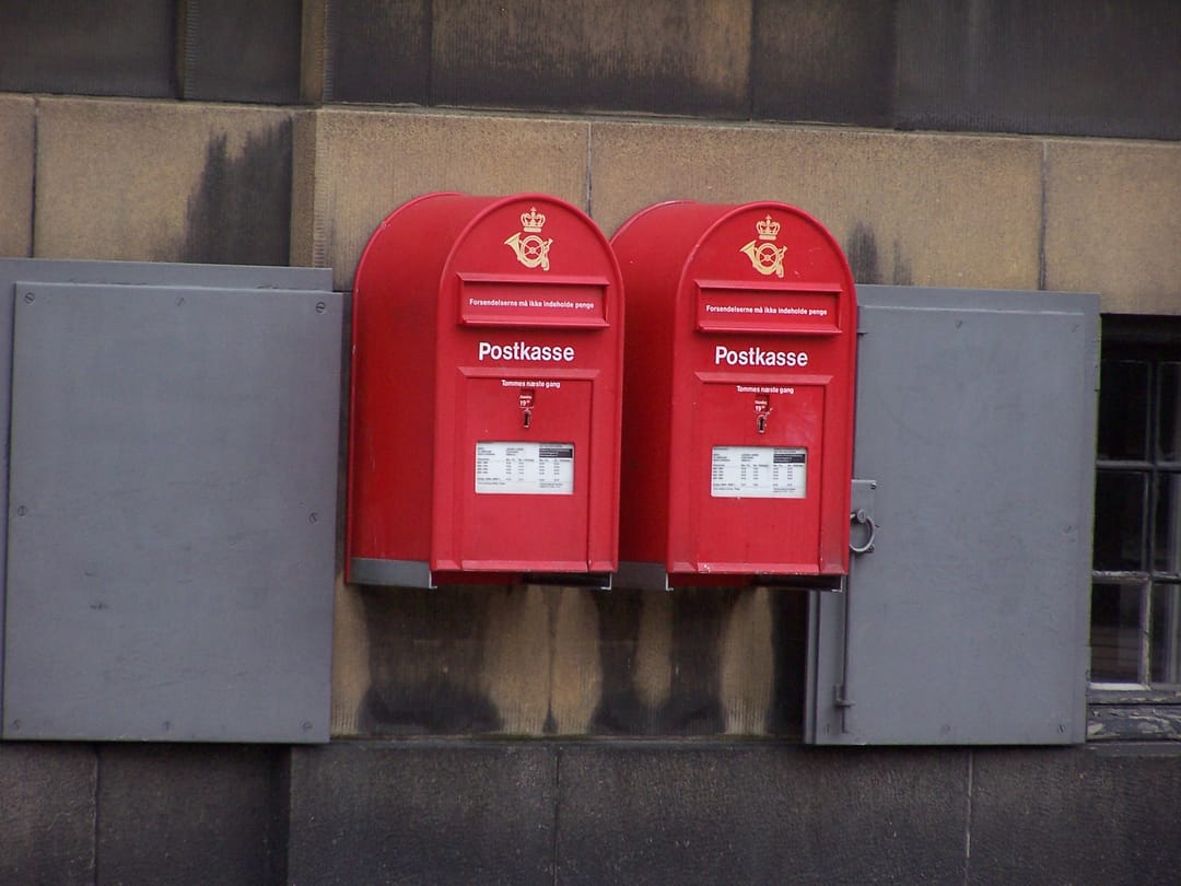 Danimarka posta servisi, 2025 sonu itibarıyla mektup dağıtımını durduracağını ve yaklaşık 1500 kişiyi işten çıkaracağını açıkladı