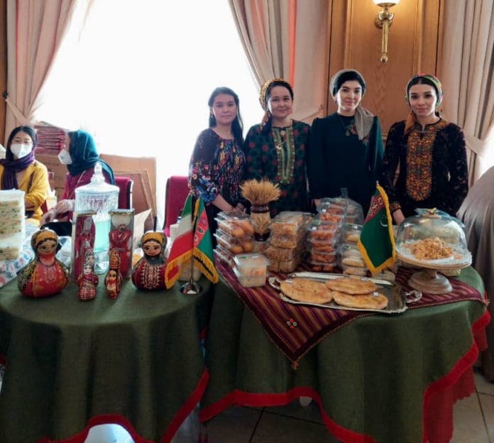 The Embassy of Turkmenistan in Iran take part in the charitable action