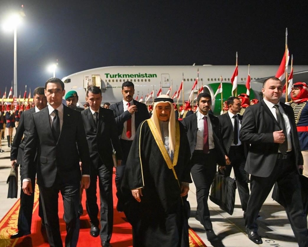 Сердар Бердымухамедов прибыл в Бахрейн с официальным визитом