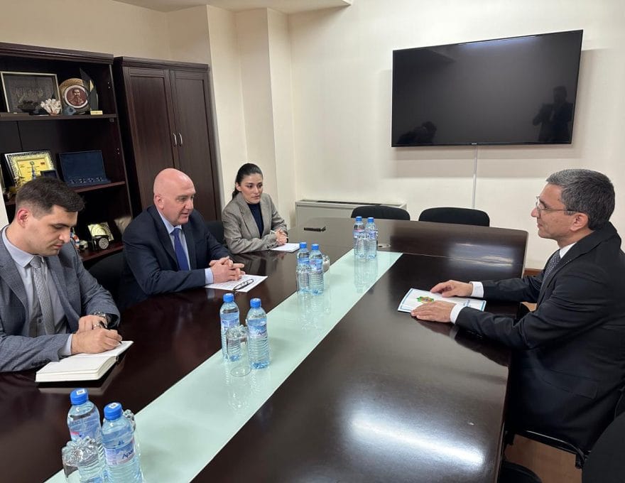 Ýerewanda türkmen-ermeni syýasy geňeşmeleri geçiriler