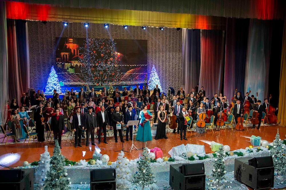A “New Year's Light” in Ashgabat was held with a sold-out notice