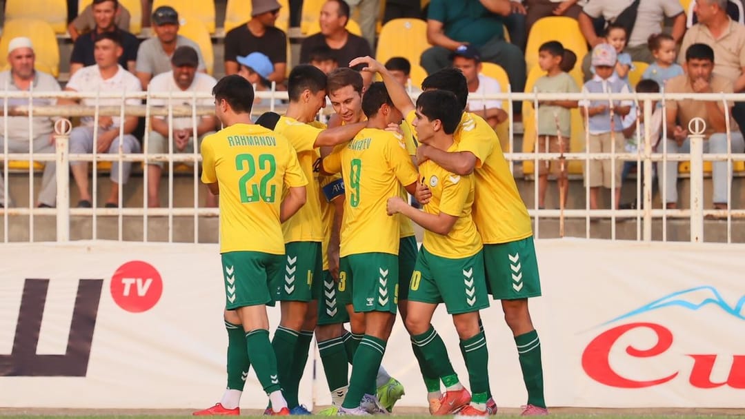 «Ахал» победил «Регар-ТадАЗ» и вышел в групповой этап второй Лиги чемпионов АФК