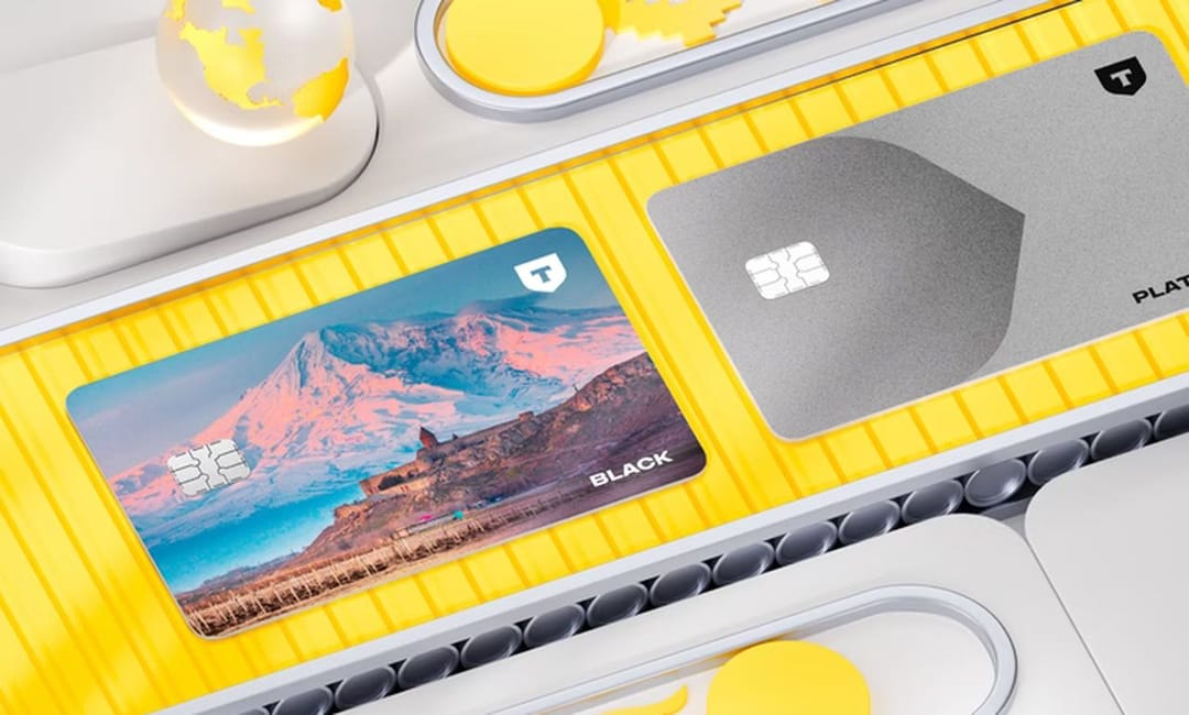 Т-Банк первым в России запустил кредитные карты для иностранных граждан