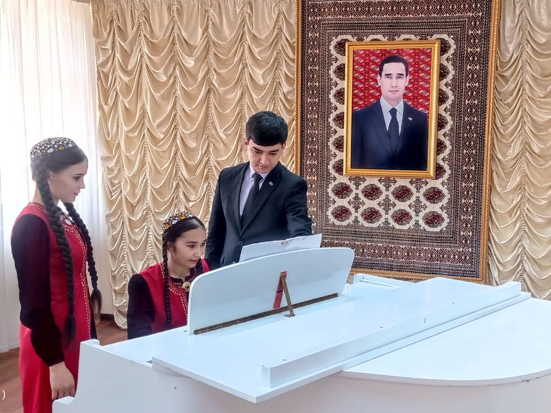 Туркменистанцы стали лауреатами международного онлайн-конкурса искусств – «Мелодия души»