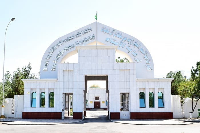 Aşgabatdaky Döwletliler köşgünde düýpli abatlaýyş işleri geçiriler