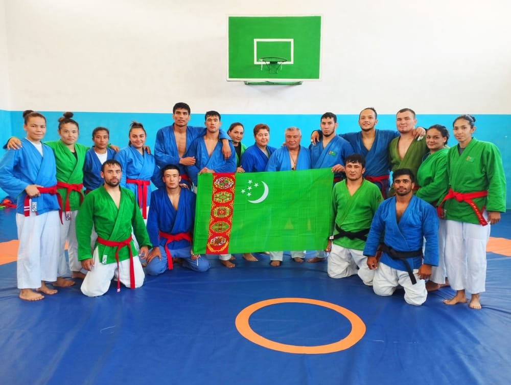 Türkmenistanyň kuraş boýunça milli ýygyndysy Gyrgyzystandaky türgenleşiklerini tamamlady