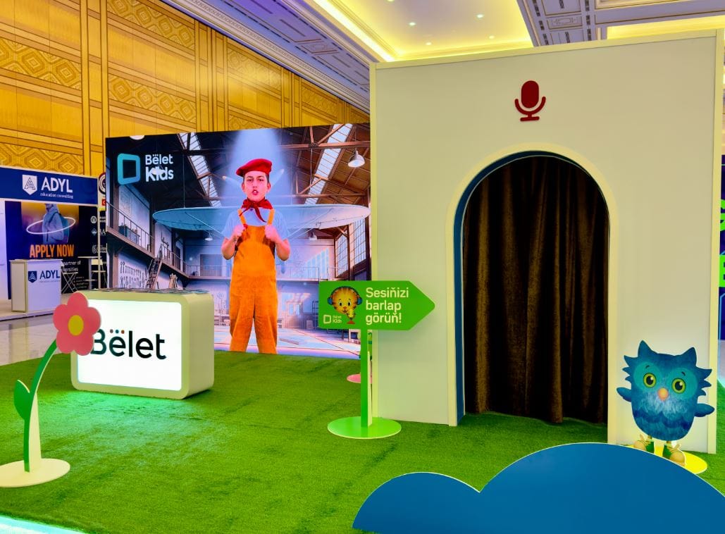 Belet вовлекает детей в мир дубляжа на Kids Expo 2025 в Ашхабаде