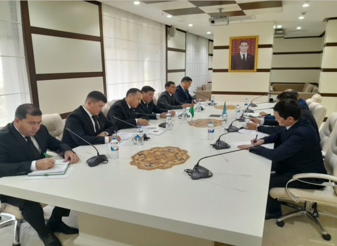 Halkara awtoulag daşamalary boýunça Türkmen-gazak Iş toparynyň nobatdaky mejlisi geçirildi