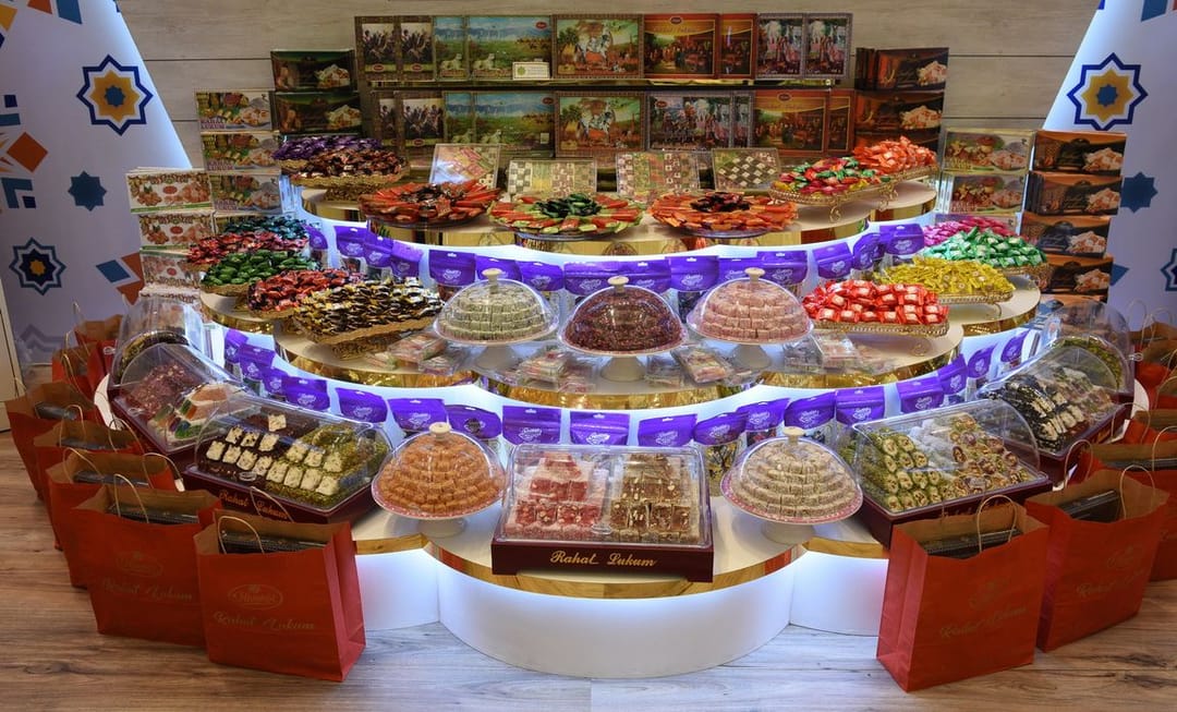 Президент Туркменистана посетил выставку достижений Союза промышленников и предпринимателей