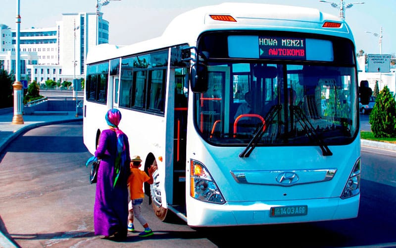 В Туркменистане введут обязательное страхование пассажиров всех видов транспорта 