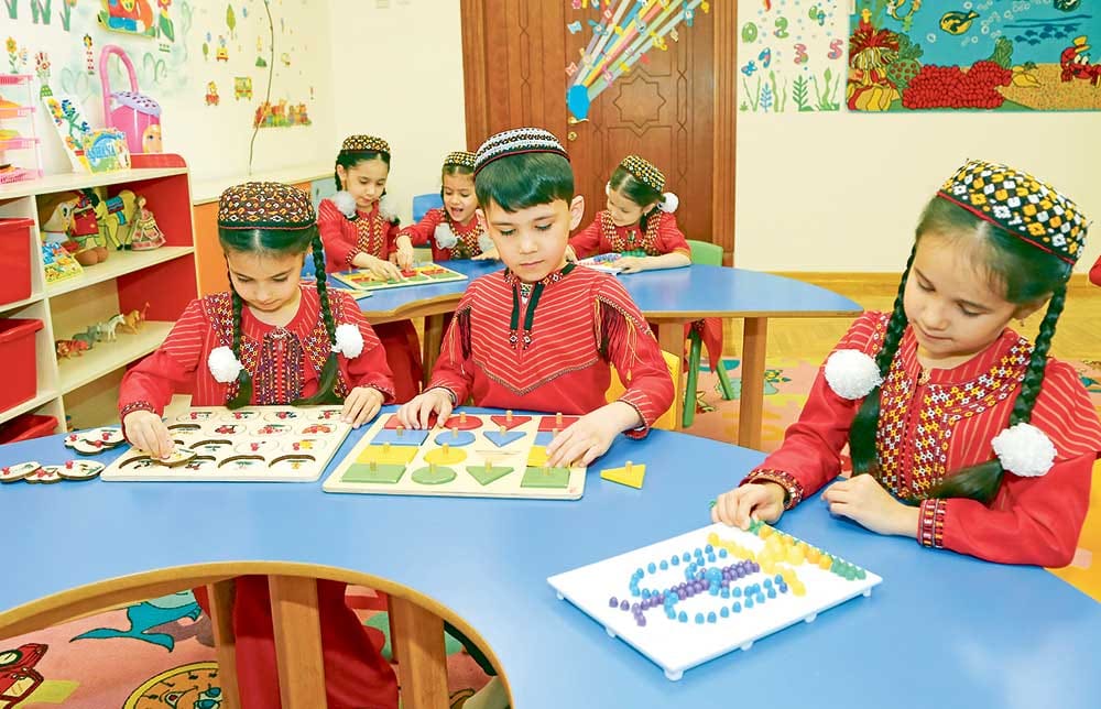 В селе на юге Туркменистана откроют новый детский сад на 320 мест