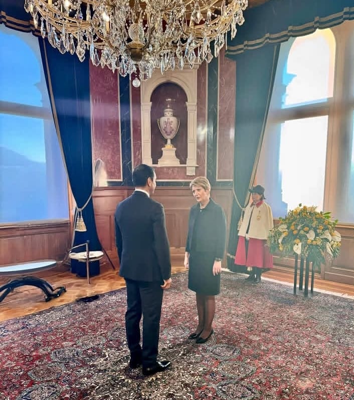 Turkmenistan Ambassador to Geneva Attends New Year Reception