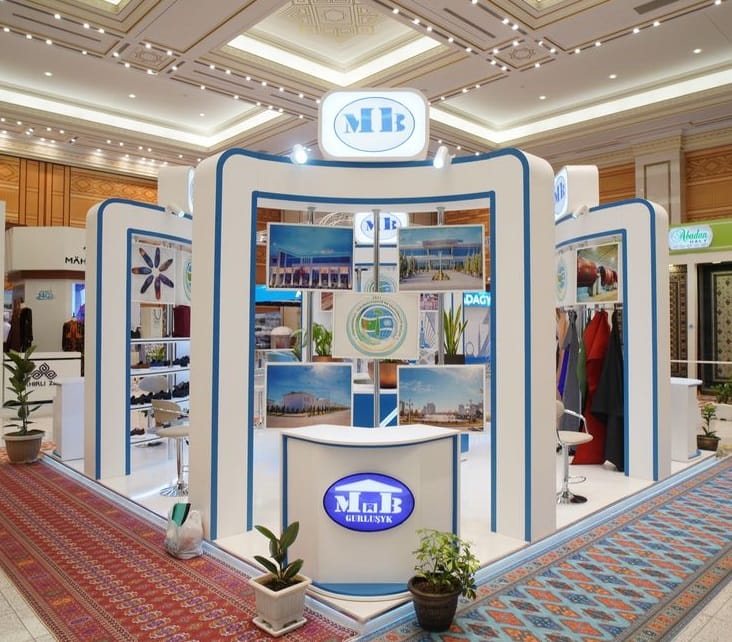 На выставке «Белый город Ашхабад» ХО “Мухаммет-Балкан” представило актуальную линейку школьной обуви