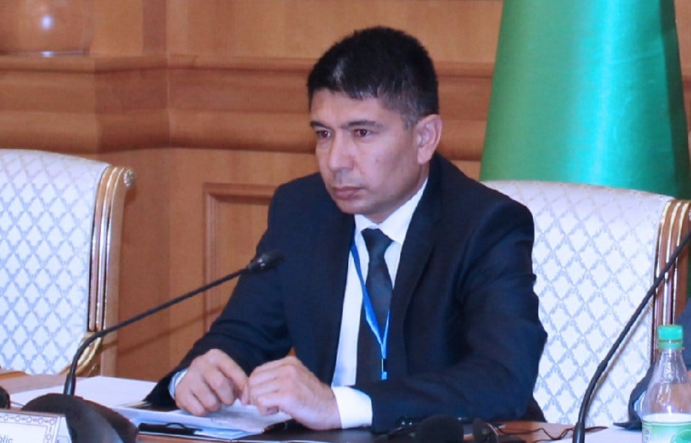 Узбекистан и Туркменистан - единственные в мире страны, в столицах которых построены парки «Ашхабад» и «Ташкент»