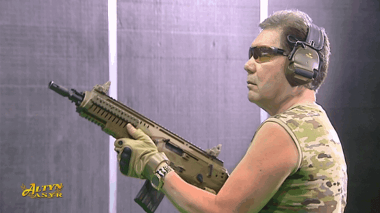 Президент Туркменистана продемонстрировал высокое мастерство в стрельбе по мишени