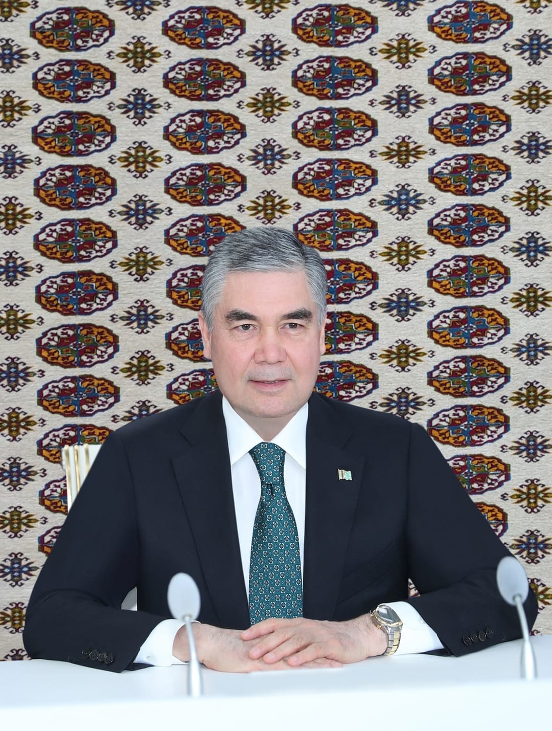 Бердымухамедов запустил шесть современных теплиц в Туркменистане