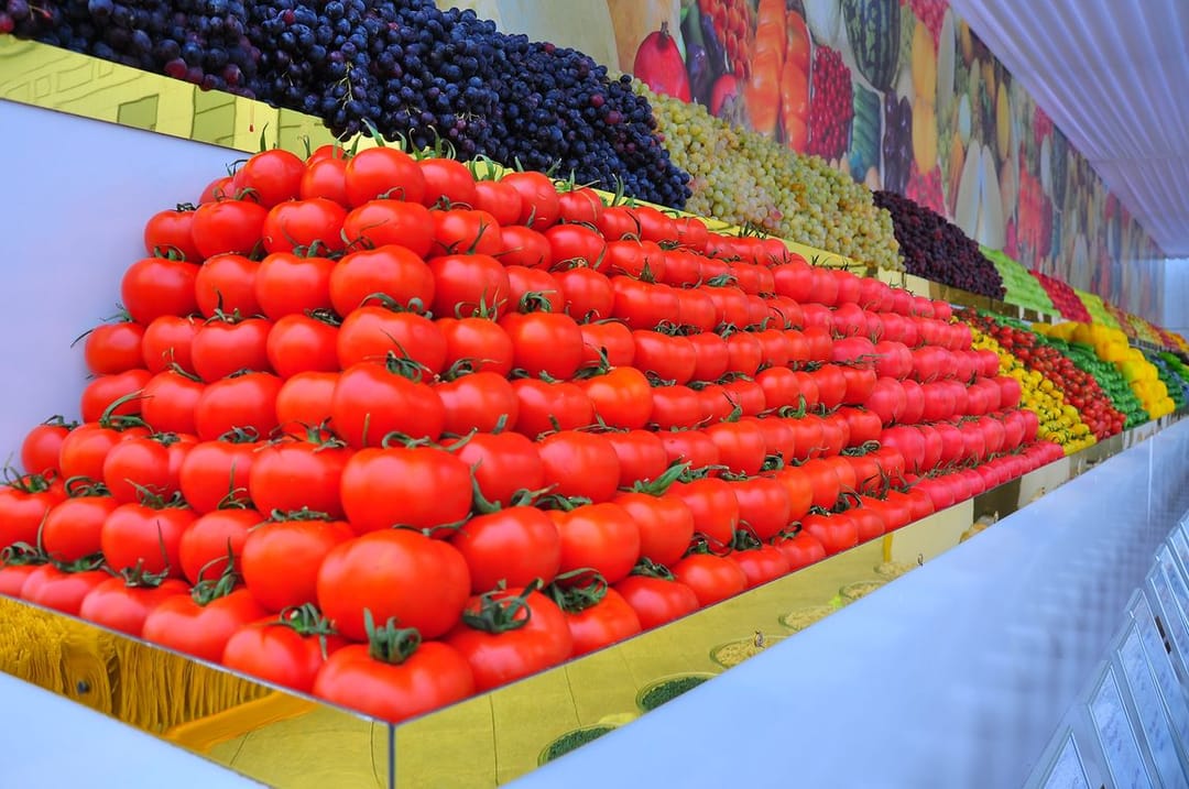 Президент Туркменистана поручил пополнять запасы продуктов питания