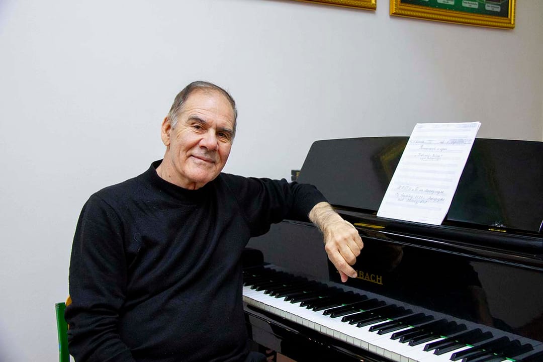 Atageldi Garýagdyýew haýsy aýdymy 50 ýyldan bäri öwrenip ýör?