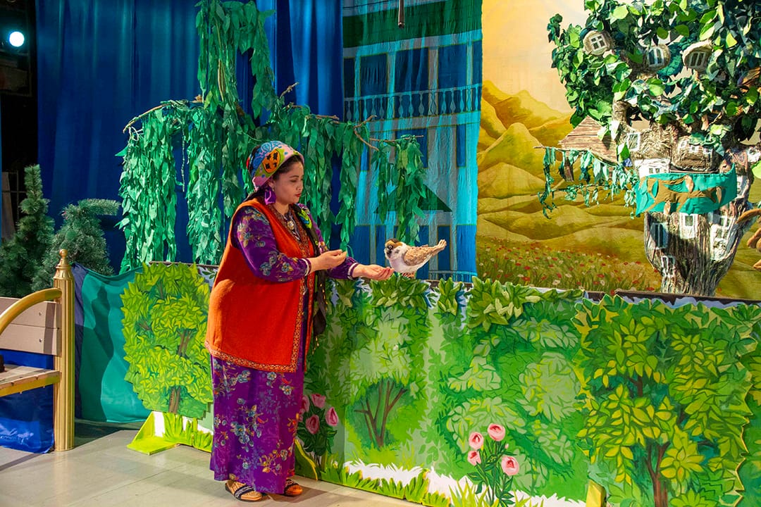 «Serçä öwrülen oglanjyk» sahna çykýar