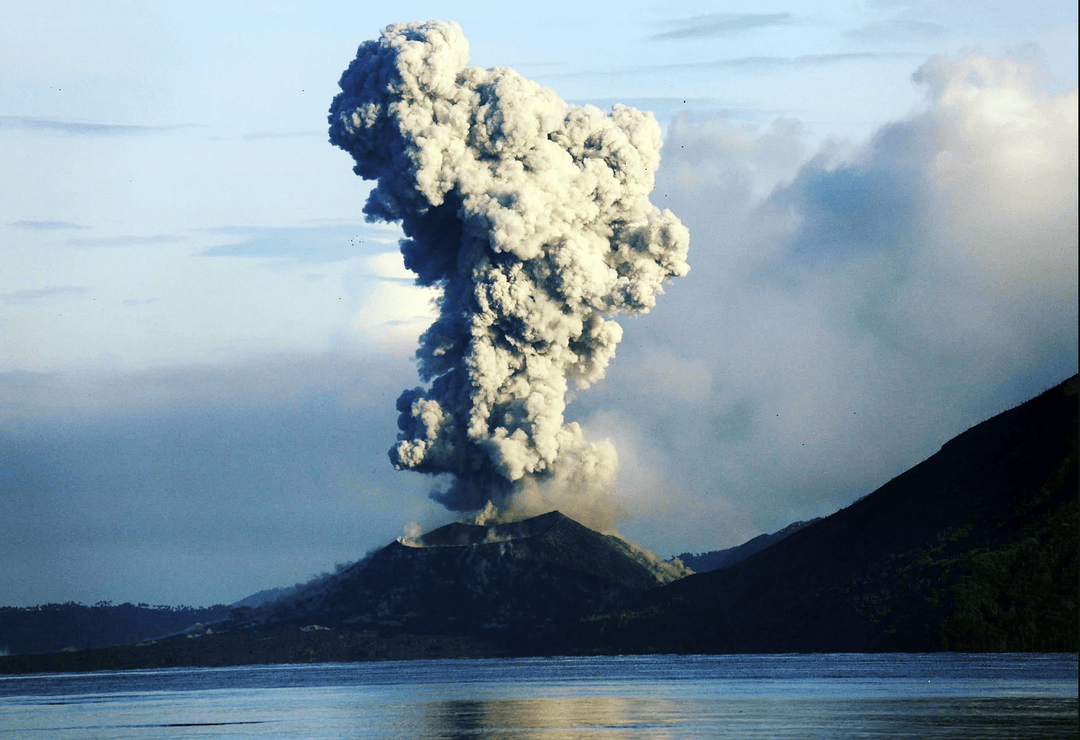 Massive volcanic eruption in Papua New Guinea