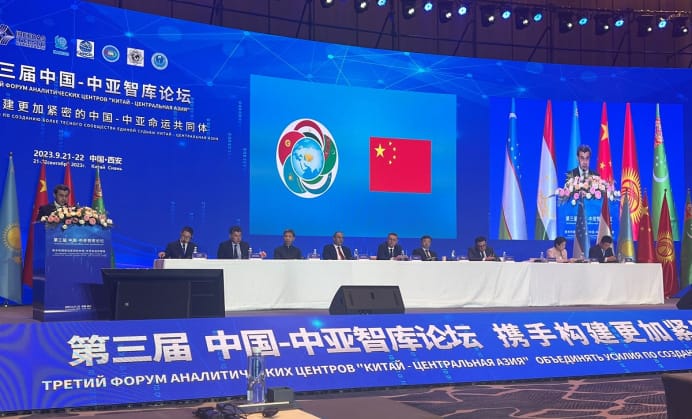 Türkmen wekiliýeti Hytaýda geçirilýän halkara foruma gatnaşýar