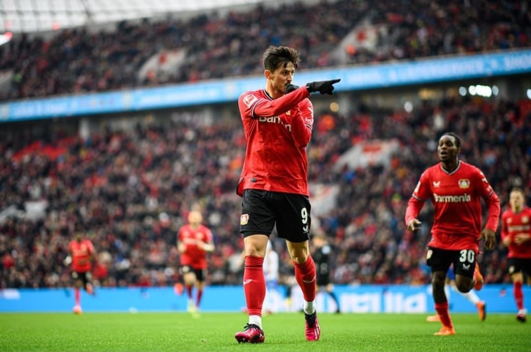 «Байер» в домашнем матче обыграл «Баварию» благодаря дублю Паласиоса