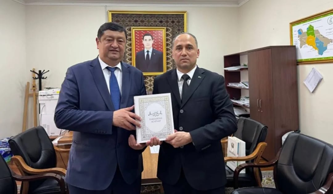 «Türkmenhimiýa» DK-niň başlygy Özbegistanyň ilçisi bilen duşuşdy