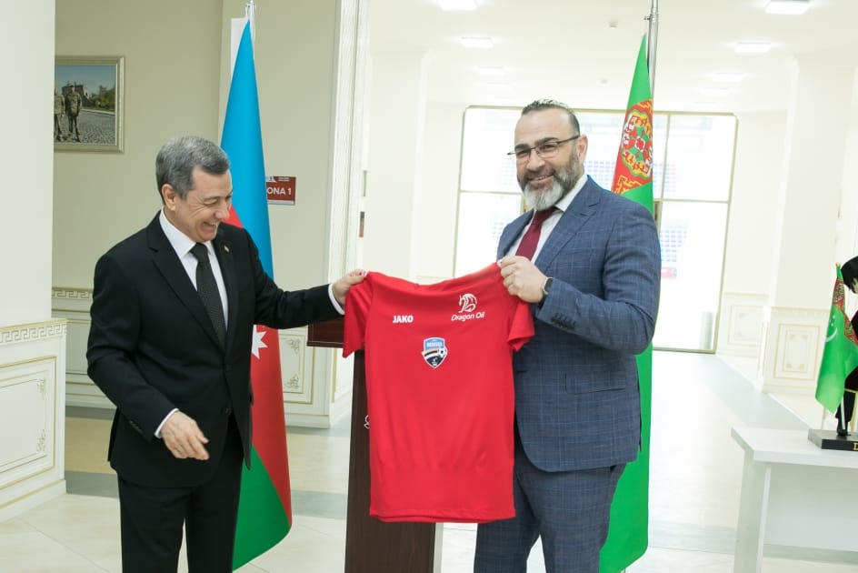 Sumgaýtda Magtymguly Pyragynyň doglan gününiň 300 ýyllygy mynasybetli çäre geçirildi