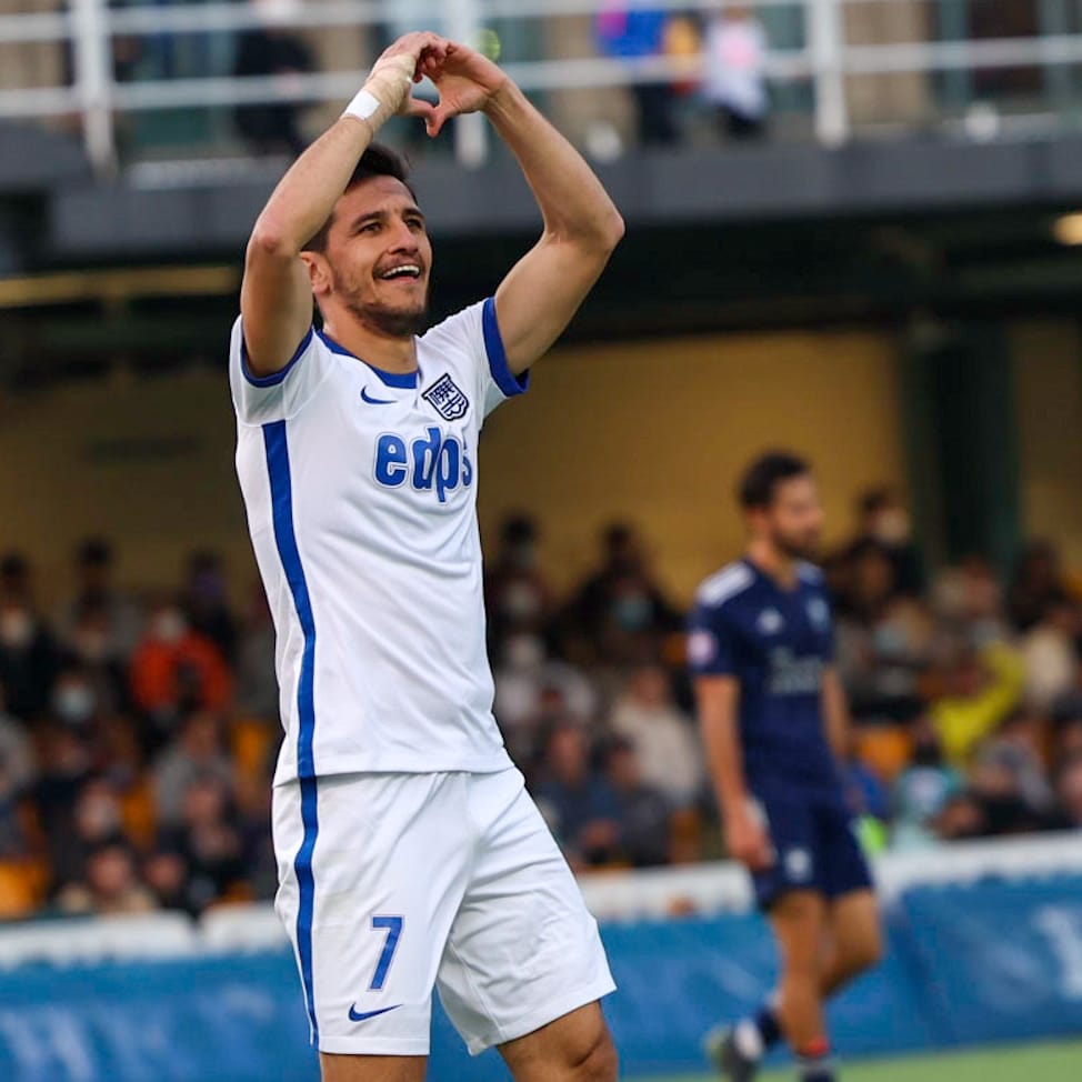 Ruslan Mingazow Gonkongyň çempionatynda 15 oýunda 17 gol urdy